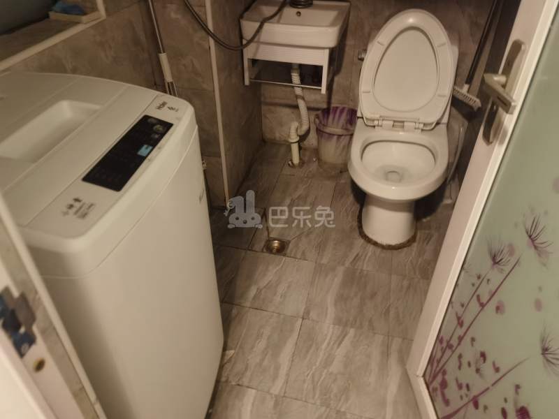 尚桂苑6812530卫生间图5