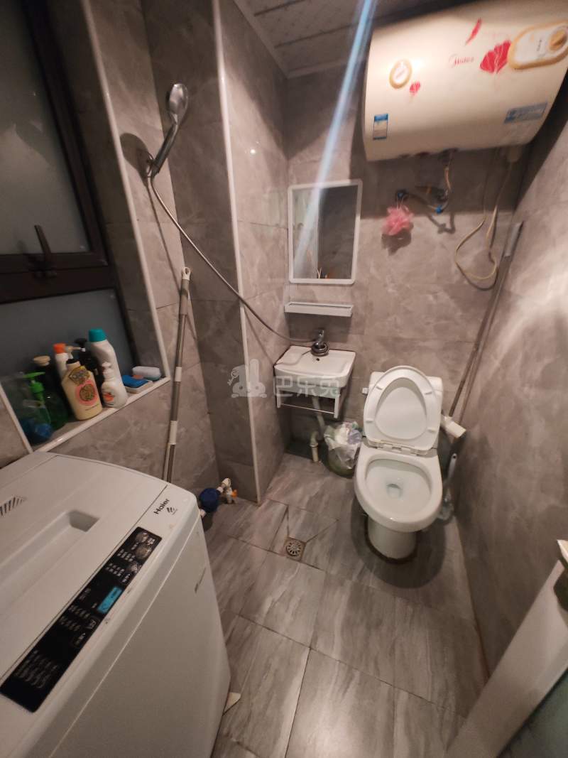 尚桂苑6812530卫生间图6