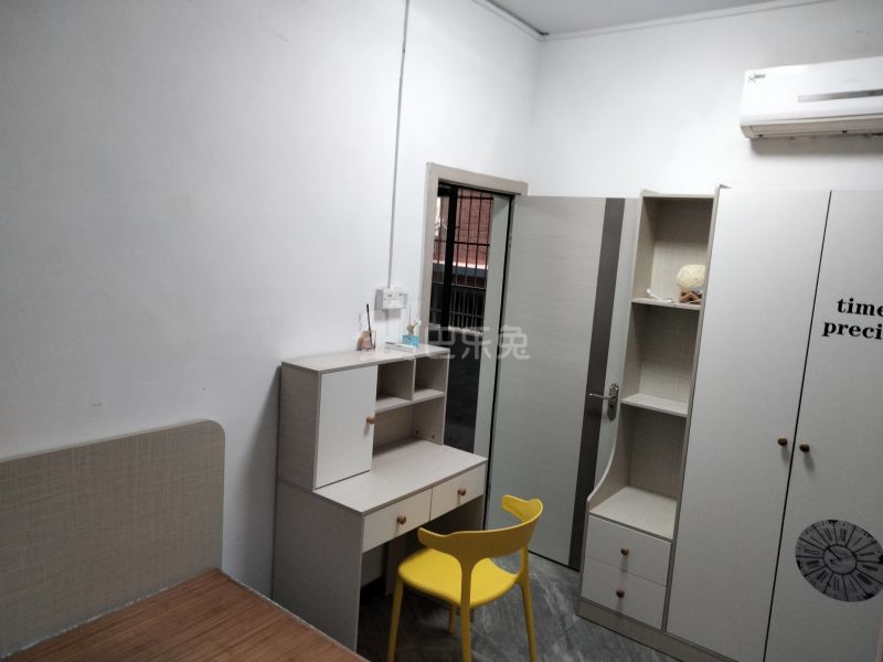 植村三路十巷29号6812607卧室图2