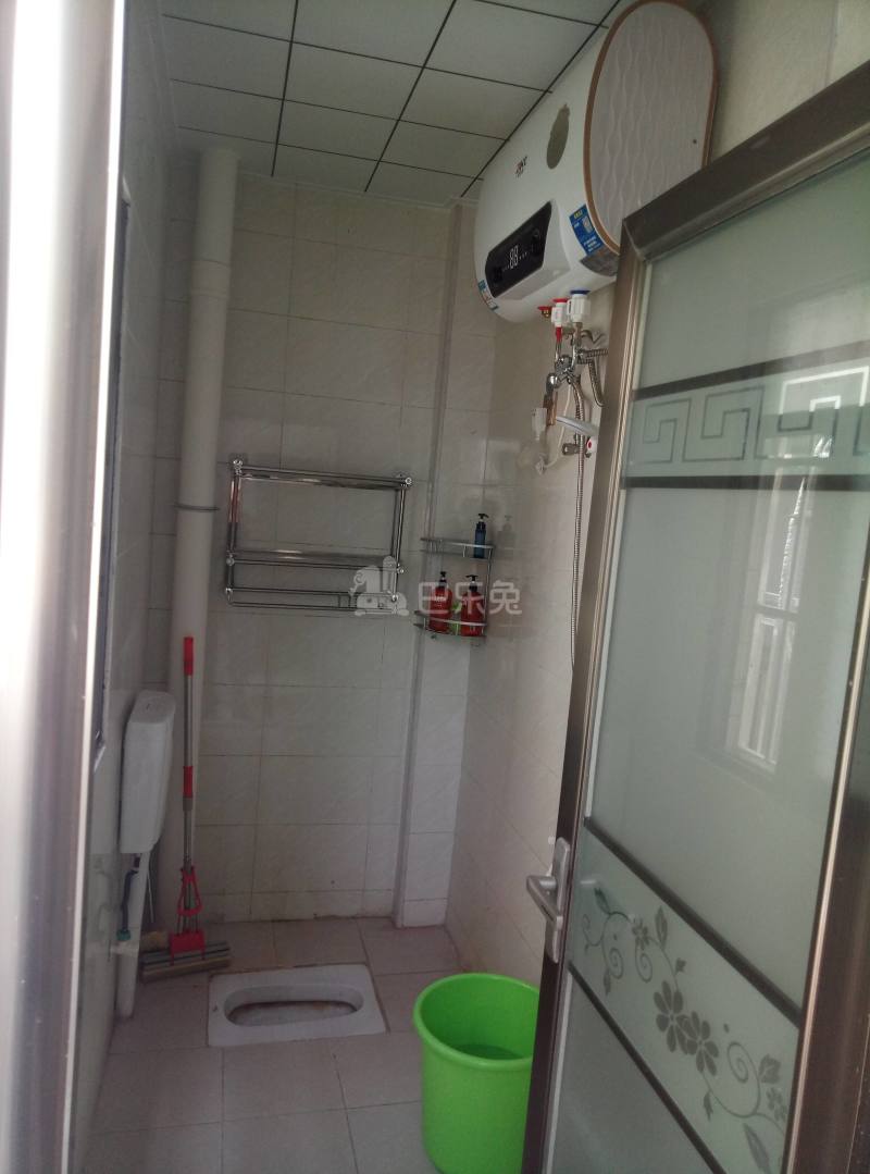 永泰官厅中街2号6823104卫生间图4