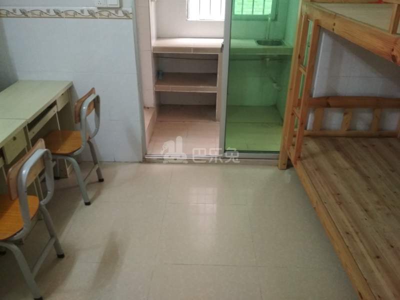 吉山西新村新街14号6824778客厅图7