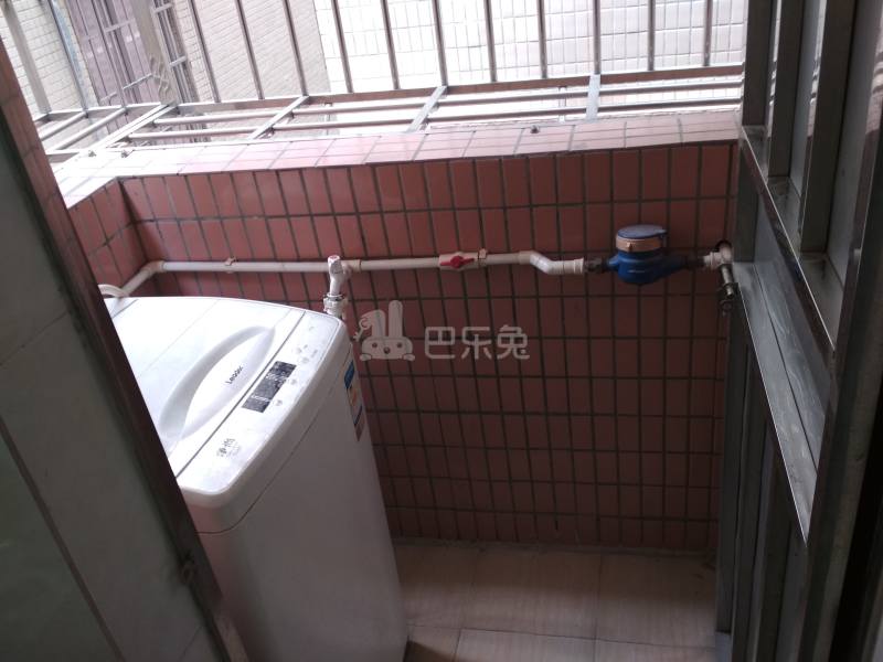 吉山西新村新街14号6824778卧室图4