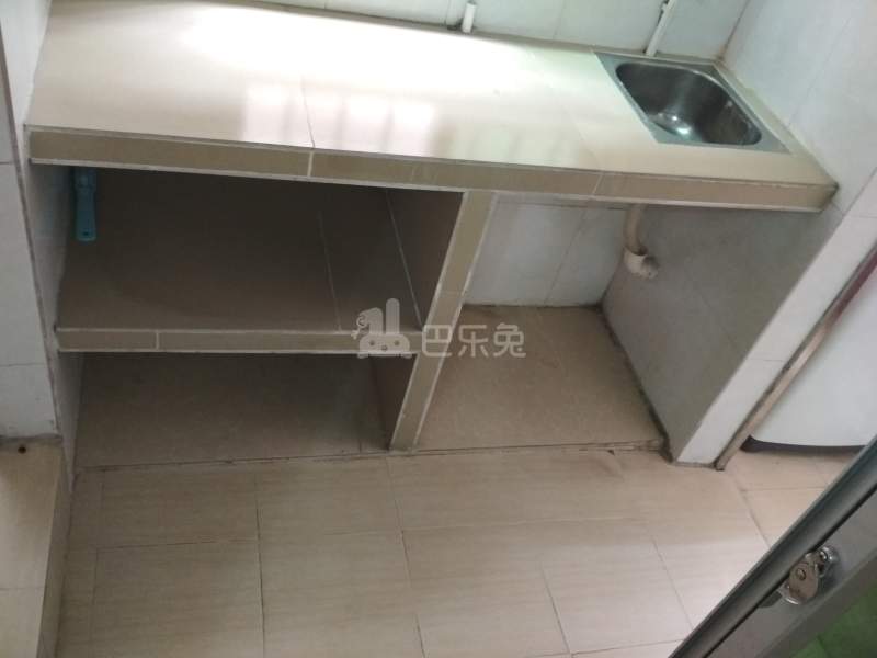 吉山西新村新街14号6824778厨房图9