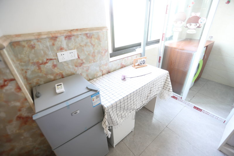 E+青年公寓金莱街店6828123周边环境图6