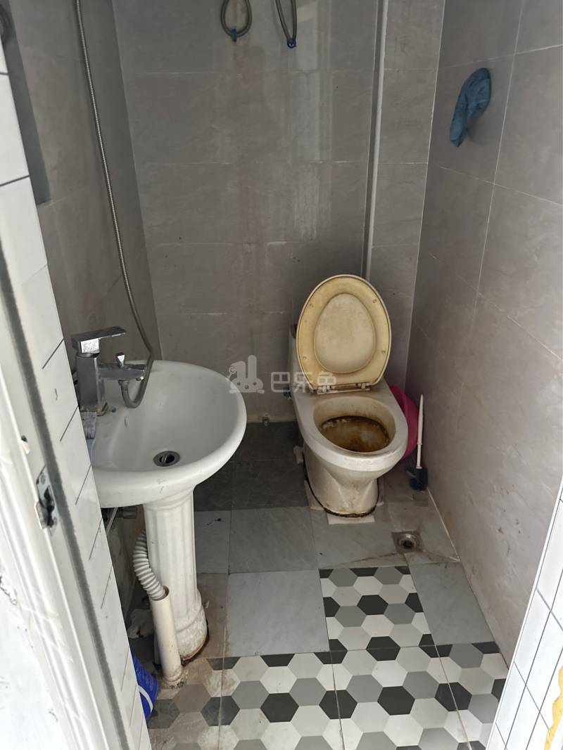 招商海德名门（海笛路333弄）6835886卫生间图9