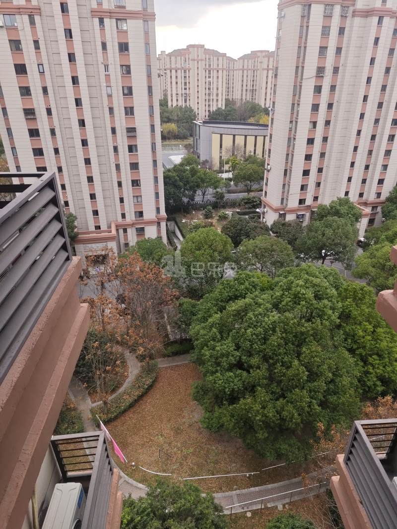 新凯城钟秀苑6837537周边环境图7