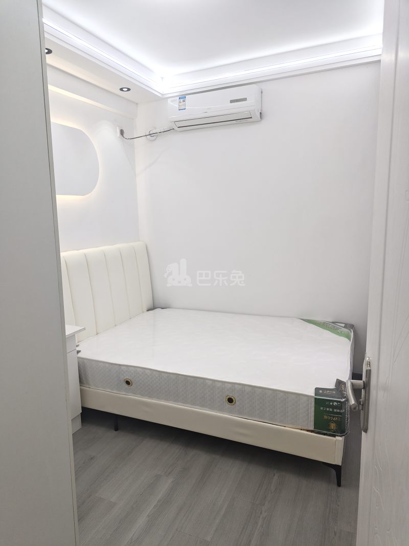 新凯城钟秀苑6837537卧室图2