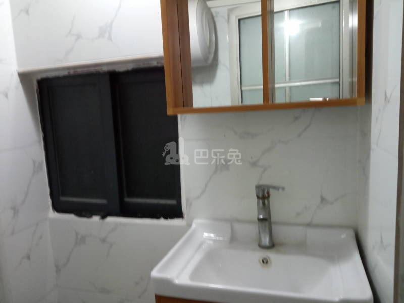 鹤边员村军民西路45号6838279卫生间图13