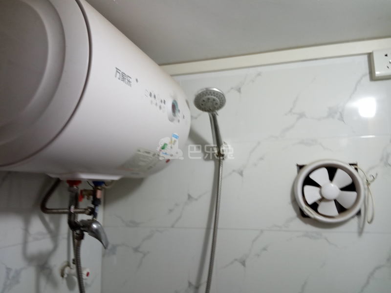 鹤边员村军民西路45号6838279卫生间图12