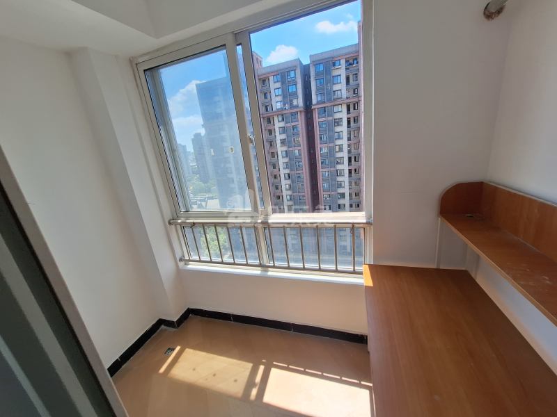 云翔佳苑北区（嘉年路750弄）6841971卧室窗户图6