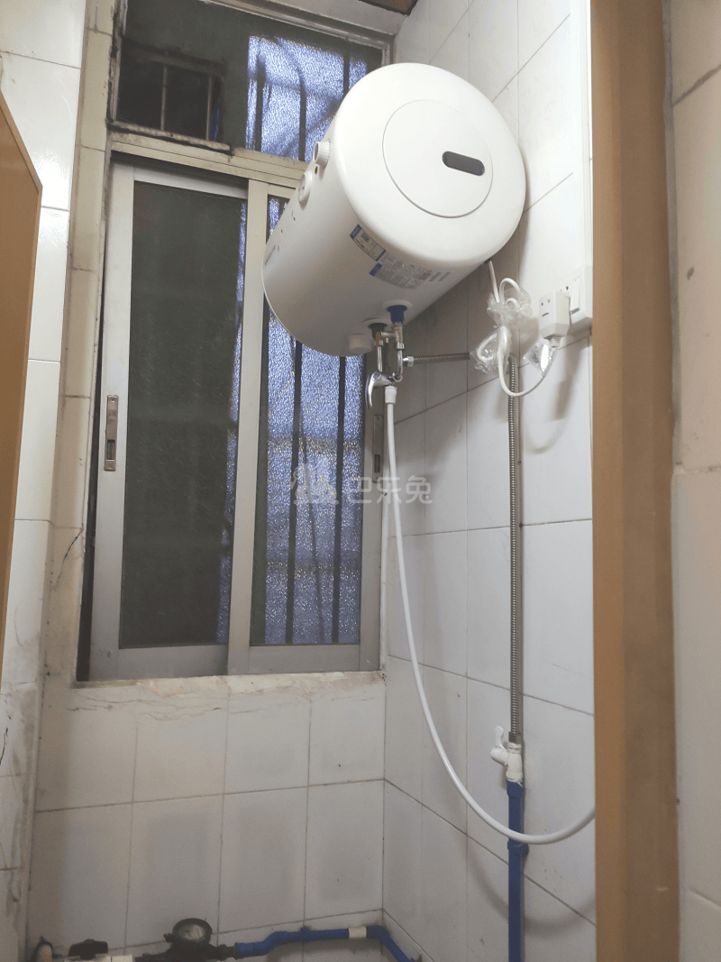 龙洞东街东华一巷10号6848991卫生间图5