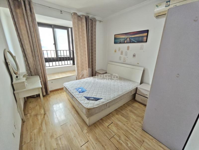 香逸铂悦6853443卧室图1