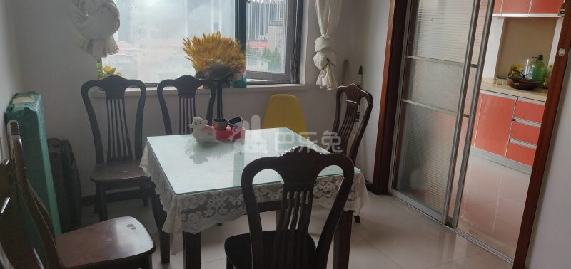 东方城市公寓6853795客厅图4