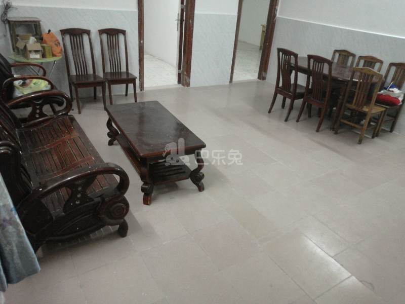 嘉禾望岗彭西一街五巷9号6857218客厅图3