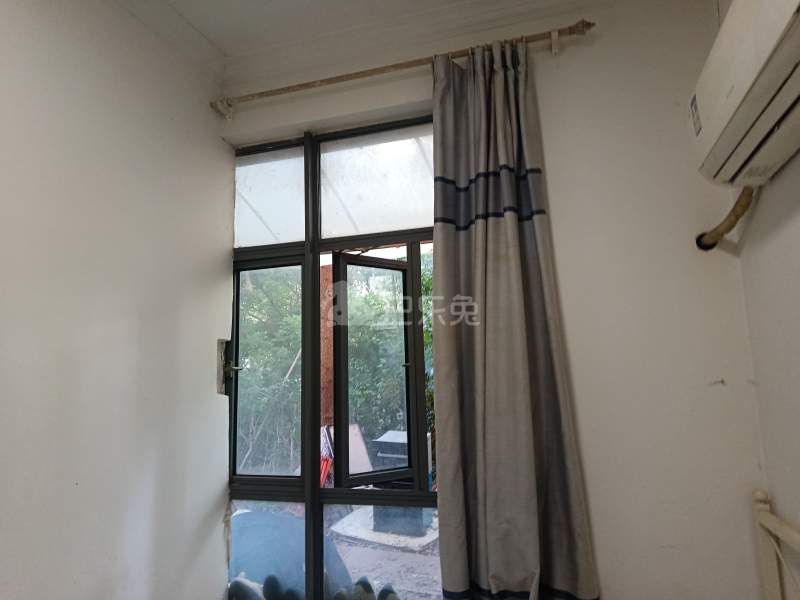 海德花园6867269卧室窗户图22