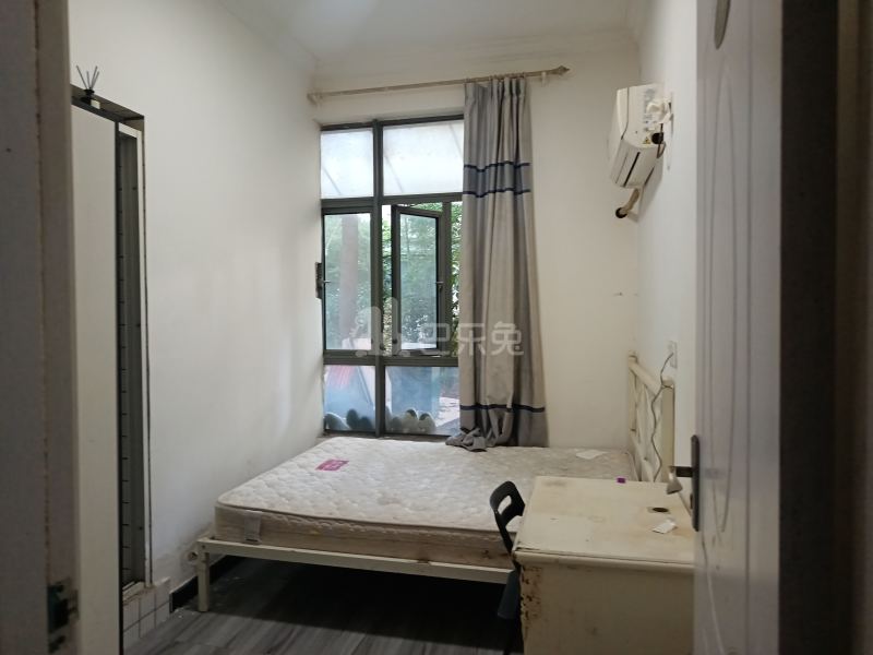 海德花园6867269卧室图0