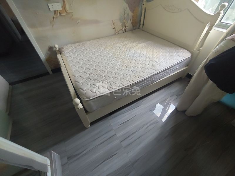 海德花园6867280卧室图2