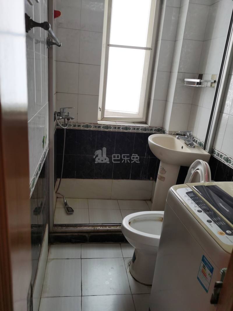 民乐社区南苑六村东区6882420卫生间图8