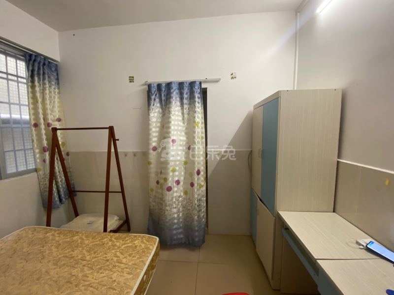 车陂西华新村南二巷8号6885628卧室图1