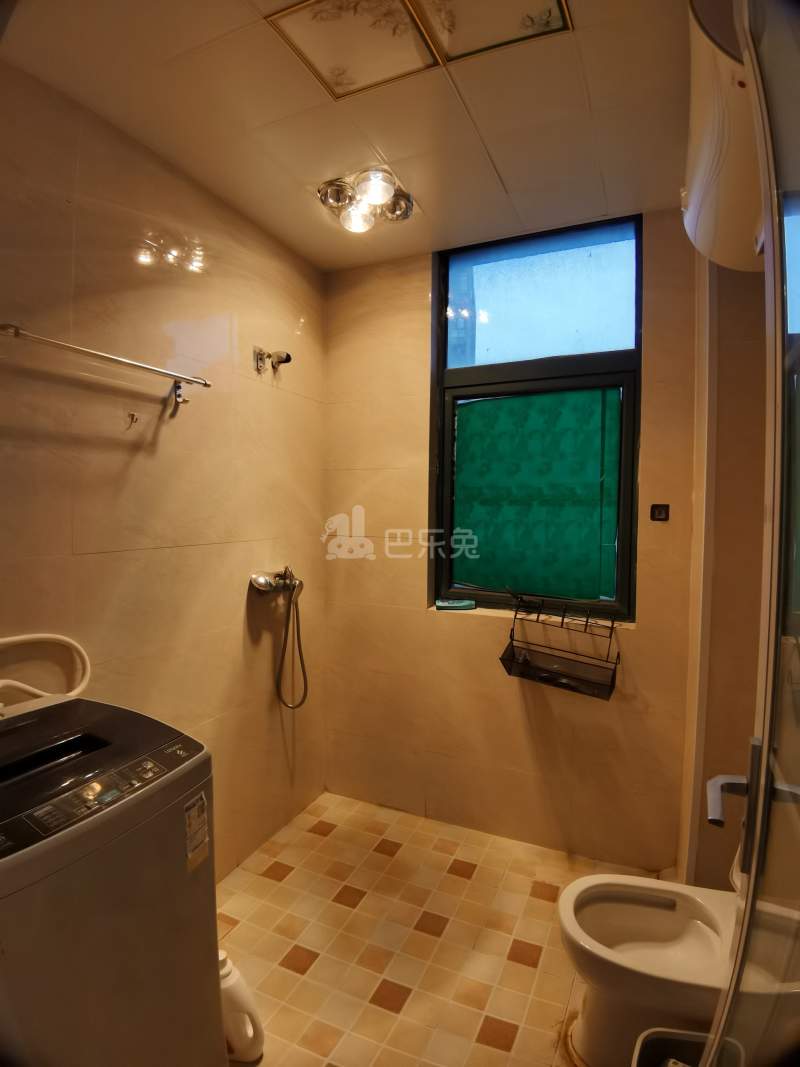 嘉泰馨庭6886318卫生间图7