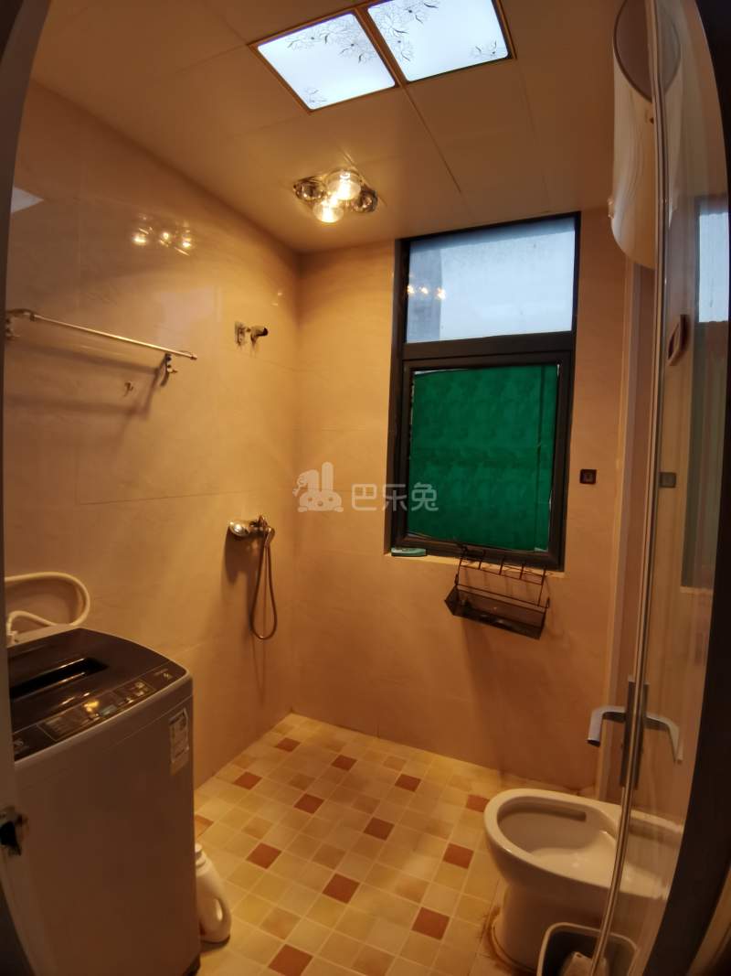 嘉泰馨庭6886318卫生间图8