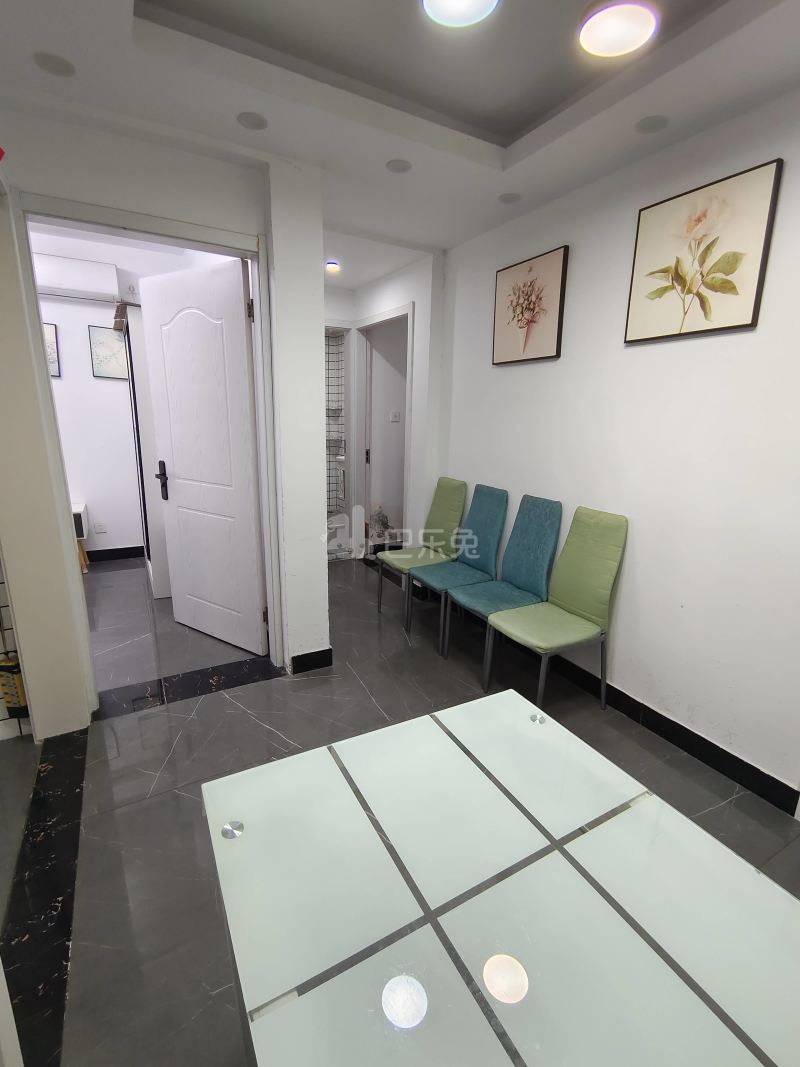 嘉海雅苑北区6892093客厅图6