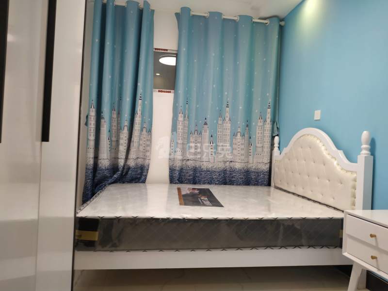 海富花园6893759卧室图0