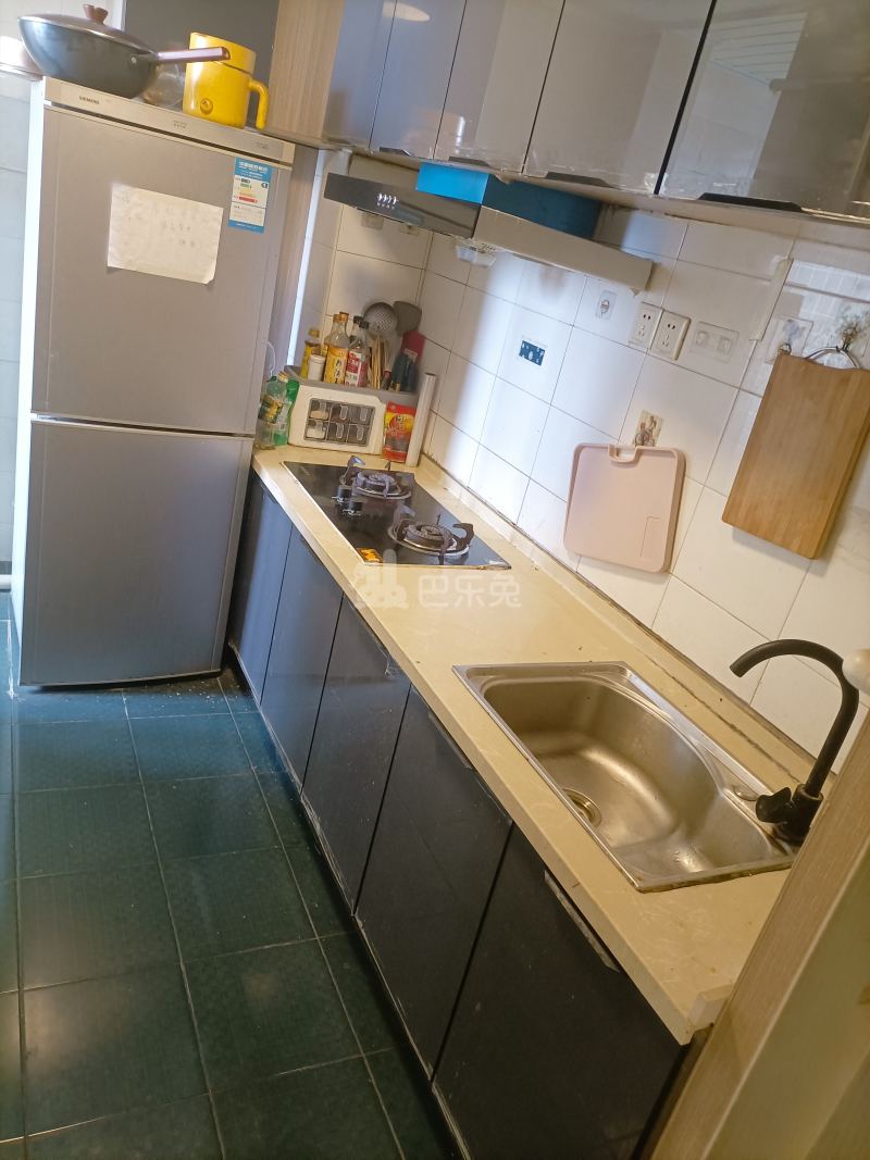 银霄大厦A楼6898687厨房图5