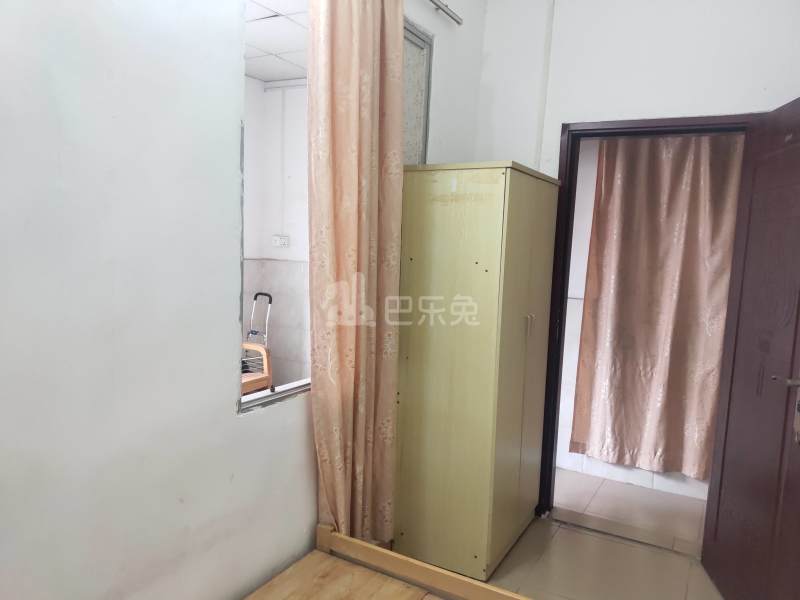 三元里棠下西街43号6902353卧室图3