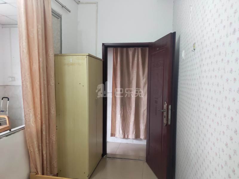 三元里棠下西街43号6902353卧室图2