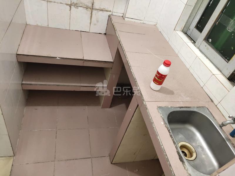 长湴西街七巷13-1号6903729厨房图7