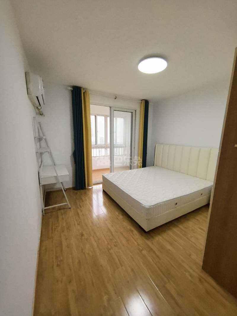 云翔佳苑北区（嘉年路750弄）6914075卧室图4