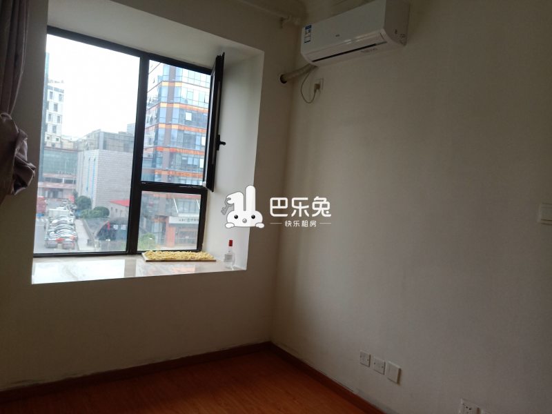 奉贤出租房 南桥出租房 阳光星期8(馨雅名邸 发布人