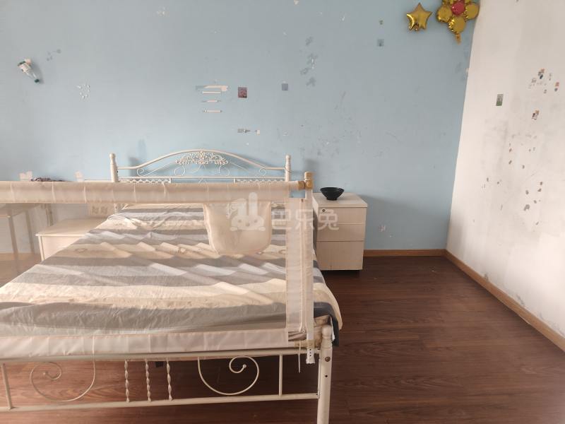 合景领峰6918335卧室图0