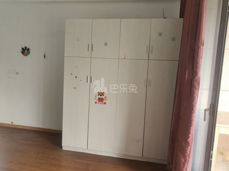 合景领峰6918335卧室图3