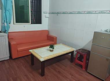 江夏村荷木岭五巷9号 