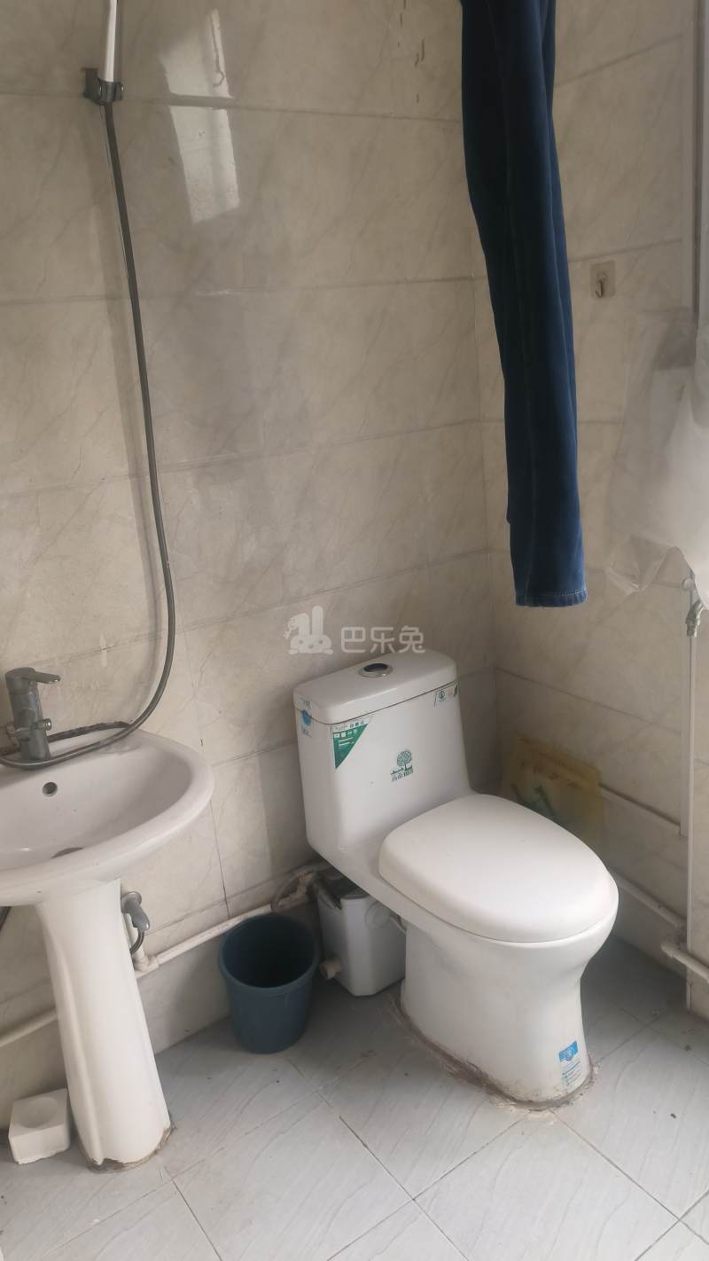 乾皓苑6923121卫生间图7