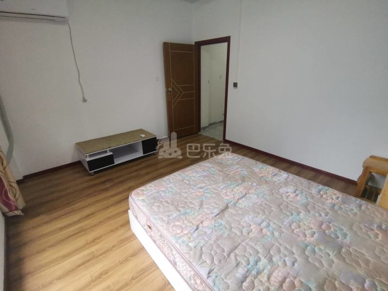 绿地滨江雅苑6931890卧室图3