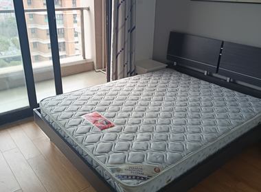 飘鹰锦和花园1期 