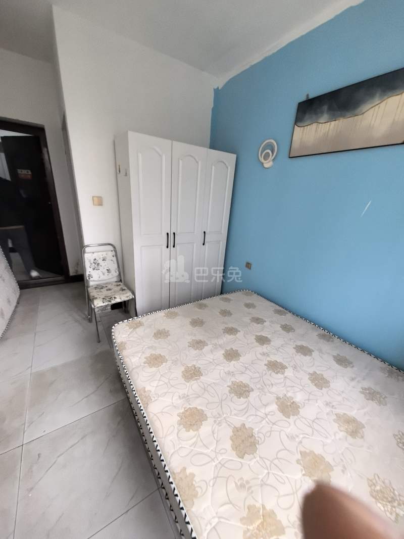 绿地康桥新苑6935825卧室图2