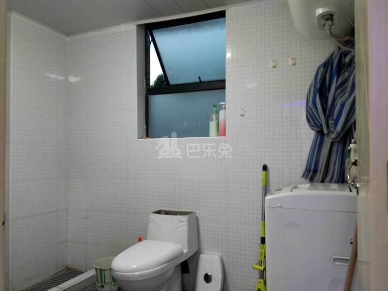 莱顿小城怡林花园16082274卫生间图10