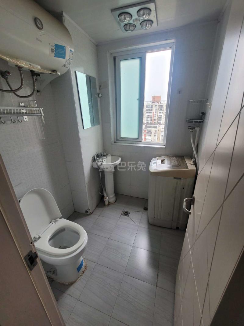 景舒苑中十村6949743卫生间图5