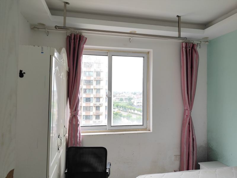 金海华城华康佳苑6949767卧室窗户图11