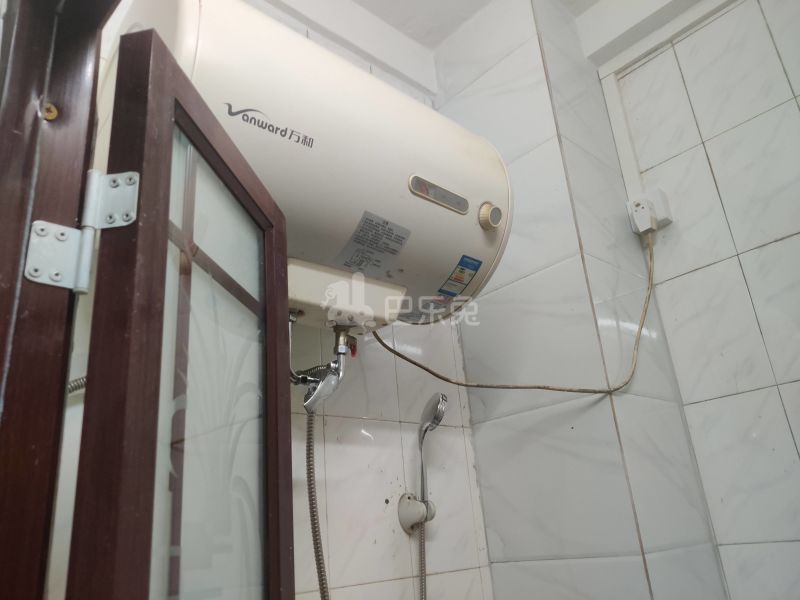 车陂高地大街大门楼二巷4号6950670卫生间图8