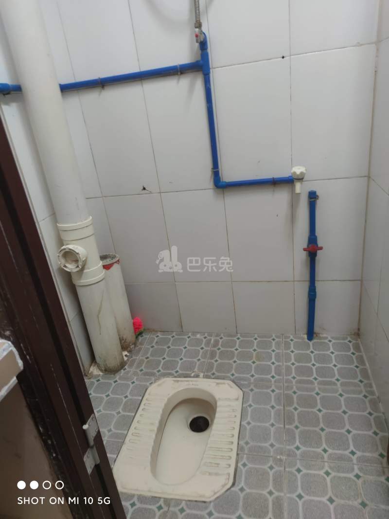 车陂高地大街大门楼二巷4号6950676卫生间图6