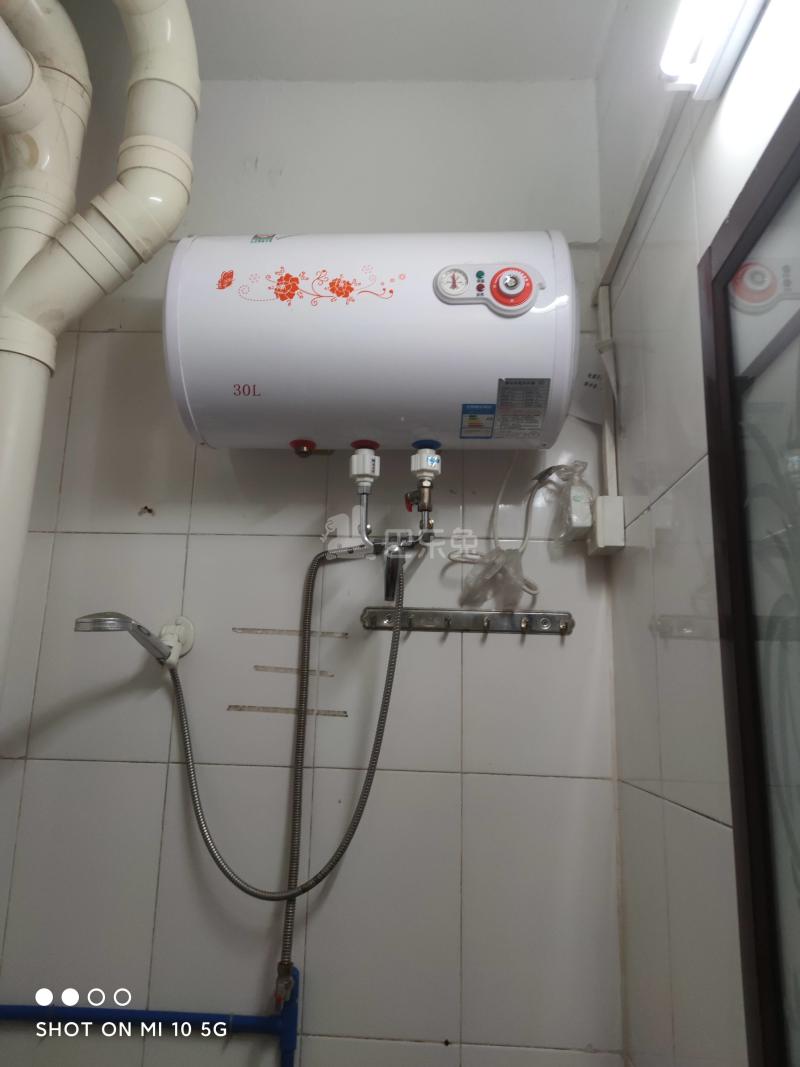 车陂高地大街大门楼二巷4号6950676卫生间图7