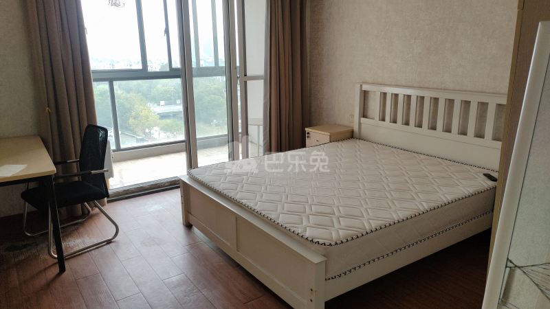 永翔佳苑东区6962416卧室图0