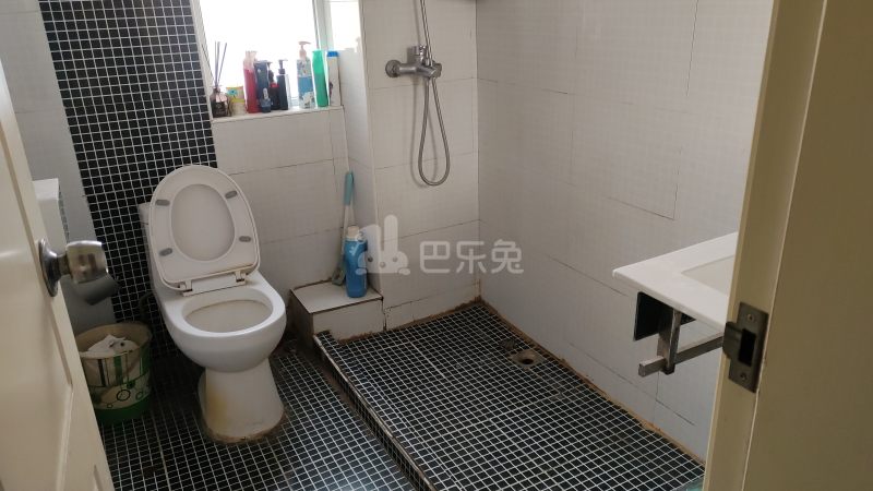 永翔佳苑东区6962417卫生间图8