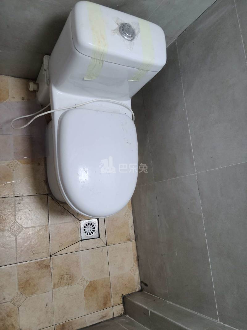 美之园南桦苑西区6962845卫生间图5