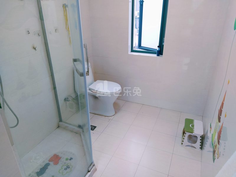 美之园南桦苑西区6963859卫生间图6